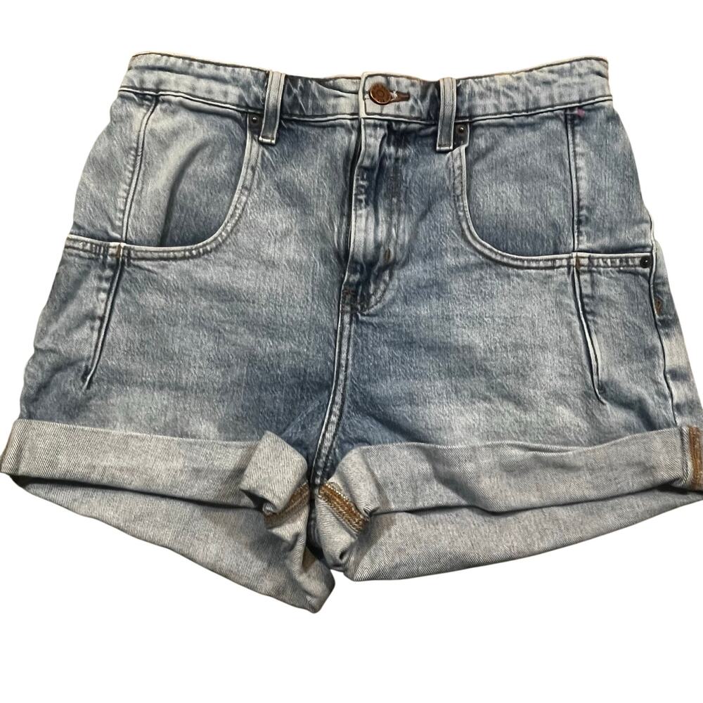 BDG Urban Outfitters 29 Summer Festival Denim Shorts High Rise Cuffed Light Wash